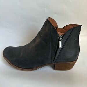 Lucky Brand  Brenon Women’s Black Leather Ankle Bootie  Size 7.5M